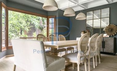 MARAVILLOSA CASA REMODELADA EN LOMAS DE LA DEHESA