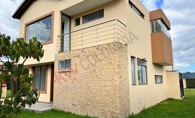 Arriendo casa campestre para estrenar en Cajicá Cundinamarca, Vereda Chuntame