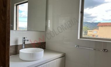 Arriendo casa campestre para estrenar en Cajicá Cundinamarca, Vereda Chuntame