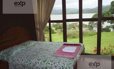 Oportunidad Única de Inversión: La Sirena Lake Lodge en Laguna Azul, Tarapoto