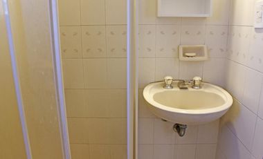 Casa de 6 ambientes con cocheras en venta en San Isidro