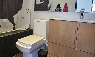 Departamento en Renta, en Col. Nápoles