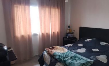 EXCELENTE OPORTUNIDAD A ESTRENAR - GALPON 430m2 - CON 6 DEPARTAMENTOS 2 Amb  - SAN JUSTO