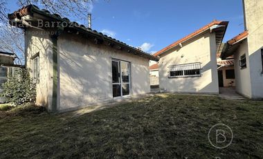 Venta Casa de 3 dormitorios en Temperley Este.