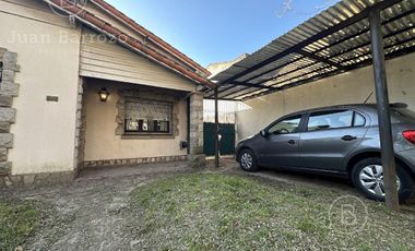 Venta Casa de 3 dormitorios en Temperley Este.