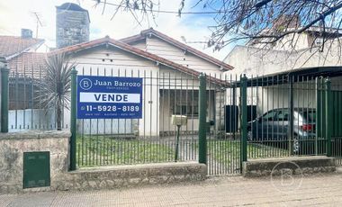 Venta Casa de 3 dormitorios en Temperley Este.