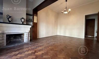 Venta Casa de 3 dormitorios en Temperley Este.