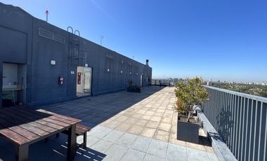 Impecable Departamento en venta, en TORRE AWWA. Con vista al rio. Piso alto Sobre Av. Libertador!!