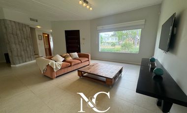 Casa en venta en La Lucila