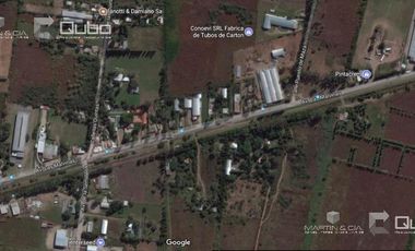 Galpon sobre Avenida Malvinas