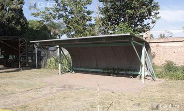 Galpon sobre Avenida Malvinas