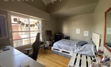 Venta casa 5 ambientes con cochera en Wilde