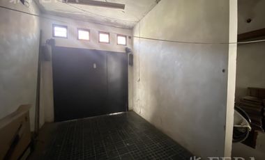 Venta casa 5 ambientes con cochera en Wilde