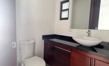 ESTRENA HERMOSA CASA A 1 MINUTO DE LA 11 SUR Y  AVE.MARGARITAS