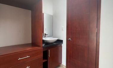 ESTRENA HERMOSA CASA A 1 MINUTO DE LA 11 SUR Y  AVE.MARGARITAS