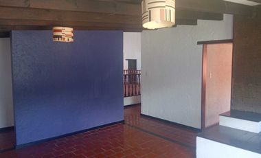 APROVECHA CASA DE UN PISO CON EXCELENTE UBICACIÓN PERIFERICO Y 24 SUR