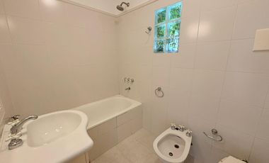 Muy linda casa en alquiler en Barrio Cerrado Punta Chica Village, San Fernando