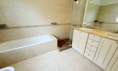 Muy linda casa en alquiler en Barrio Cerrado Punta Chica Village, San Fernando