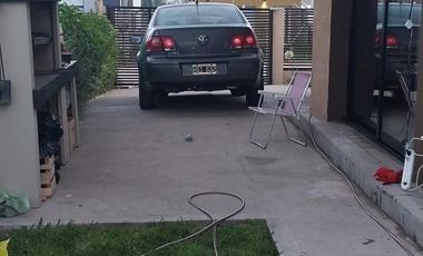 Casa en venta - 1 Dormitorio 2 Baños - Mar del Plata