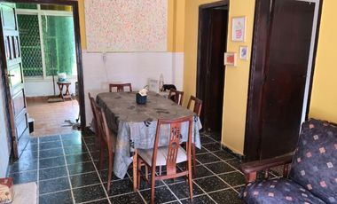 Casa-Venta-4 amb., Fondo c/quincho/Garagae/Lavadero/Jardin-Isidro Casanova