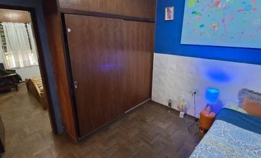 Casa-Venta-4 amb., Fondo c/quincho/Garagae/Lavadero/Jardin-Isidro Casanova