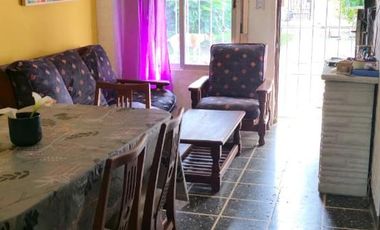 Casa-Venta-4 amb., Fondo c/quincho/Garagae/Lavadero/Jardin-Isidro Casanova