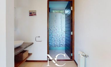 Casa en Venta en Costa Esmeralda con fondo libre