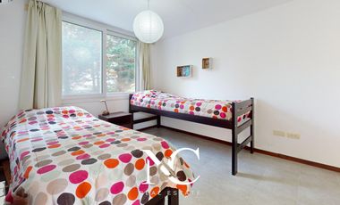 Casa en Venta en Costa Esmeralda con fondo libre