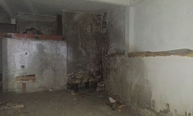 Av. Alberdi 410 bis  local