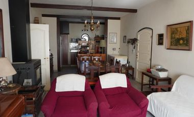 Casa de 4 ambientes en Mar Chiquita