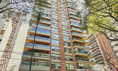 Venta - Piso en Torre 5 dormitorios  Pileta Sum Seguridad 24 hrs- Belgrano Barrancas