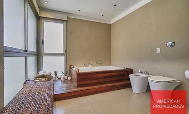 Venta - Piso en Torre 5 dormitorios  Pileta Sum Seguridad 24 hrs- Belgrano Barrancas