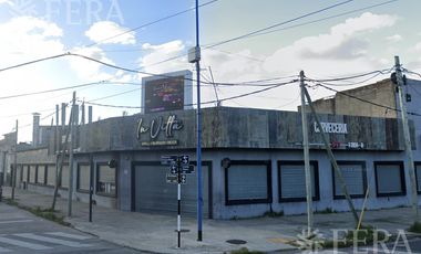 Venta de Local de 923 m2 en Sarandi
