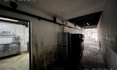 Venta de Local de 923 m2 en Sarandi