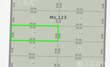 Venta de Casa 5 ambientes con cochera en Sarandi