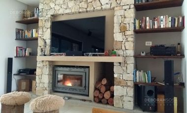 Casa en alquiler Barrio San Matias Piscina 3 dormitorios playroom Ingenieros ingenieros maschwitz