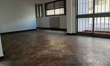 Departamento de tres dormitorios en alquiler