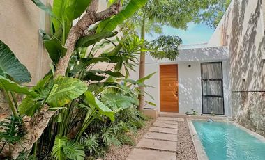 CASA EN VENTA MERIDA, CENTRO LA PLANCHA, CASA PAXA AMUEBLADA, LISTA.