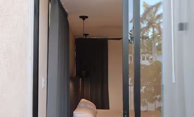 CASA EN VENTA MERIDA, CENTRO LA PLANCHA, CASA PAXA AMUEBLADA, LISTA.