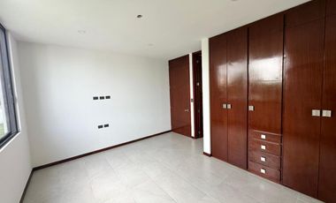 CASA EN VENTA MERIDA, TEMOZON NORTE, PRIVADA SOLUNA, CEDRO, ENTREGA INMEDIATA.