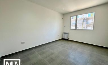 Triplex 4 ambientes a estrenar en San Jose