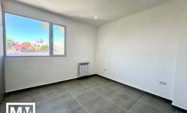 Triplex 4 ambientes a estrenar en San Jose