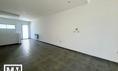 Triplex 4 ambientes a estrenar en San Jose