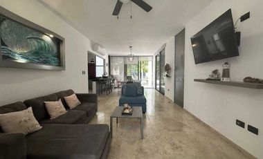 Villa en Venta – Telchac Puerto, Amueblada y con Paneles Solares