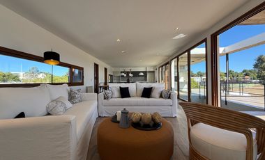 Casa en Venta Costa Esmeralda, Barrio Ecuestre al 300, 5 Ambientes