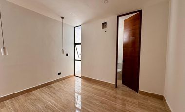 CASA EN VENTA EN PRIVADA ADANA