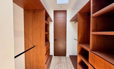 CASA EN VENTA EN PRIVADA ADANA