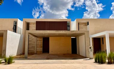 CASA EN VENTA EN PRIVADA ADANA