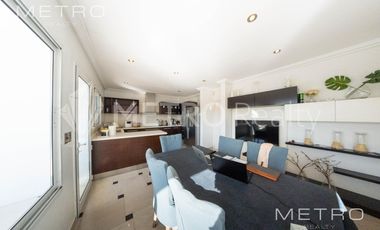 Casa en Alquiler en el Barrio Las Glorietas 6 ambientes Nordelta