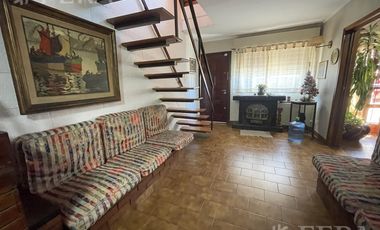 Venta PH 4 ambientes con terraza en Bernal